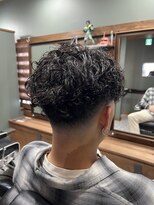 スタンドバーバー 柏(STAND BARBER)&nbsp;波巻きツイストスパイラル/リバースセンターパート/柏/柏駅