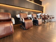 アース 前橋店(HAIR&MAKE EARTH)の雰囲気（極上の癒し体験。至福のシャンプータイムを。）
