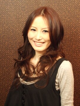 ワンスリー ヘアーメイク(103 hair make) エアリーな束感でふんわりしたパーマスタイル