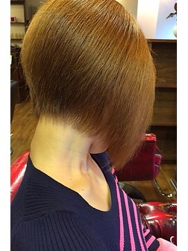 アクティフ(actif) actif 360°綺麗に見える前下がりボブ