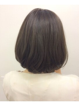 ニコフル(Nico-Hulu) コンパクトボブ【人形町/浜町/水天宮】