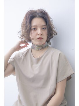 ページボーイ美容室 柔らかく動くウェーブボブ
