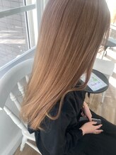 ミルクティベージュ