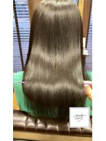 パドトロワ(Pas de trois)&nbsp;髪質改善トリートメント【グラメント】最高の輝き体験