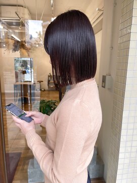 シロ(siro) 切りっぱなしボブ