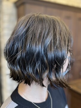 シャル 新百合ヶ丘(shalu) グレージュ[ノブ]ボブ