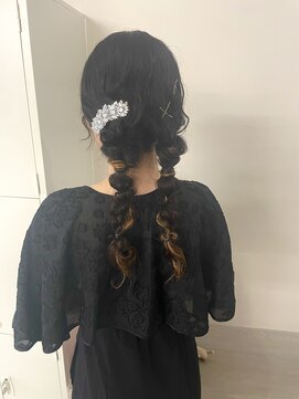 フルールデリズ(fleur de lis) お呼ばれヘアセット