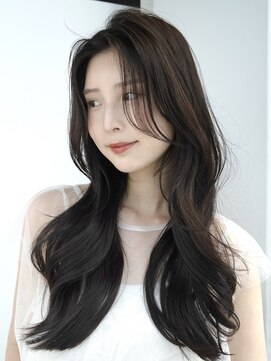 エインアンリー 明治神宮前(AIN.ANLY.) レイヤーカットラベンダーグレーアッシュグレージュ美髪