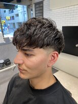 リレーションメンズヘアー(RELATION MEN'S HAIR)&nbsp;フェードマンバンヘアツイストスパイラルパーママンバン