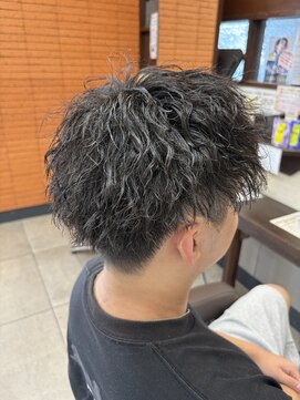 リリ(Liri material care salon by JAPAN) ツイストスパイラルパーマ