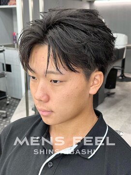 メンズフィール 心斎橋(MEN'S FEEL) フェザーパーマ サーフカール 刈り上げセンターパート 心斎橋