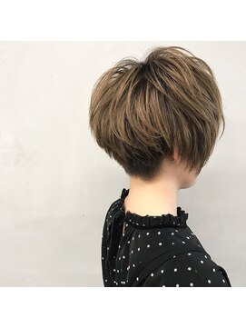 タグ(#tag) #刈り上げショート