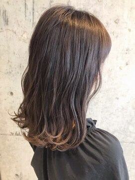 ル リヤン(Le lien) ナチュラルグラデーション・ハイライトカラー・大人女子