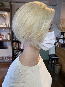 コレット ヘアー 大通(Colette hair) 抜きっぱなしブロンド&ショートボブ