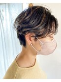 ショートヘア