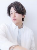 メンズ波巻きセンターパートハイライトツーブロックマッシュ