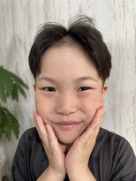 スーパー ヘアーアンドボディ (SUPER HAIR&BODY)&nbsp;イケイケ小学生メンズのセンターパートツーブロック