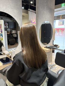 モク 川口店(mok) 透明感たっぷりベージュ