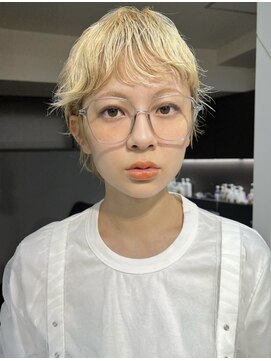 ヴェイン 渋谷(vain) ミルクティーベージュダブルカラーインナーカラー韓国20代前髪