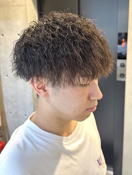 ブルニール 中崎町(BLEUNIR) ツイストスパイラル/ツイストパーマ/スパイラルパーマ