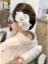 ヘアセット&メイク専門店 カスミ(Kasumi) スッキリ大きめシニヨン