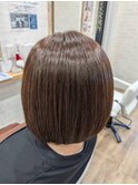 白髪も馴染みやすいブラウンカラー