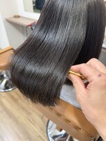 アジュテ(ajouter)&nbsp;【透明感】水素カラー＋トリートメントで驚きの艶ミディアム