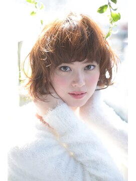 ビッケ(Vicke) 【Vicke渋谷】光に溶けるヘルシーボブ