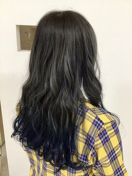 エミュ 天文館店(eMu) ブルーベージュグラデーション