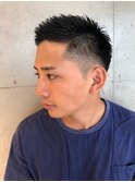 若く見える髪型　大人の刈り上げショート