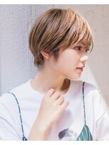 ピズム(PISM) 耳かけカジュアルイメチェンショート/フォギーベージュ 