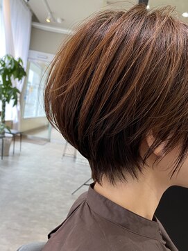 アットラップレーヴ(attrape-reve) スタイリング簡単♪小顔見せ☆丸みショート10代20代30代40代