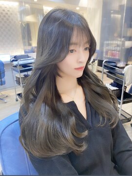 ジーナ 名駅(XENA.) xena《石塚》くびれる女神レイヤーカット◎色気韓国ヘア