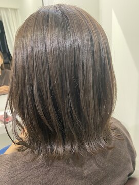 インビテーション(invitation) くびれヘア×ラベンダーアッシュ