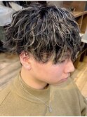 ツイストスパイラルパーマ波巻きスパイラル刈り上げマッシュ