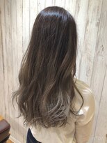 ラシク(Rashiku)&nbsp;カーキーグレージュ×グラデーションカラー