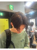 クロム トウキョウ ザ バーバー 新宿(CHROM TOKYO the Barber) ナチュラルセンターパート