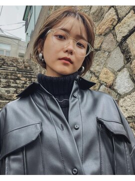 イー(E) 柔らかハイトーンボブ