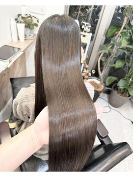 アイプラス(i plus+) 潤い艶やかな髪の毛に/高濃度水素ULTOWA髪質改善