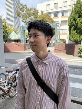 シツ(situ) カジュアルショートパーマ