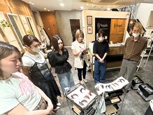 ハピス 英賀保店(Happis)の雰囲気（毎月の講習。お客様に最適な技術を提供できるよう努力します。）