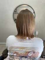 ユーノ(yuuno) ハイトーン外はねボブ