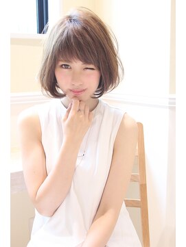 レウナ 外苑前(Reuna) メルトカラー×耳にかけても可愛く決まるニュアンスボブ