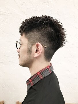 ヘアアンドライフ エジェリデイズ(hair&life egerie days) アスリート風刈上げエッジショート