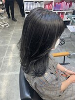 キャラ シャローネ 池袋(Chara Chalone)&nbsp;ナチュラルアッシュハイライト/ミディアムワンレングス【池袋】