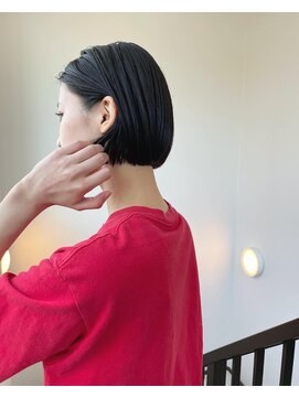 ナループロア ハチ(Nalu pu loa hachi) ボブ　切りっぱなし　リップライン　ぷつっと