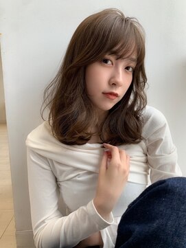 ユーフォリア エヌ 池袋サンシャイン通り店(Euphoria +n) 大人フェミニン / ミディアムレイヤー