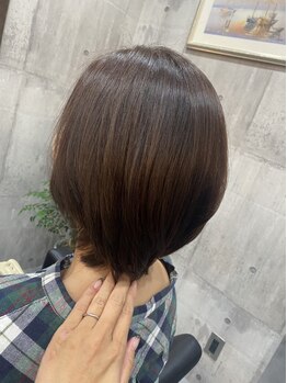 ブリエ(BRILLER)の写真/3席のみのプライベートサロン＊落ち着いた空間で髪のお悩みを解決し、ワンランク上のスタイルを提供します