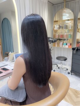 ロンドプランタン 恵比寿(Lond Printemps) 5トーンダークブラウンカラー×まとまるロングレイヤーカット