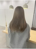ペールベージュ